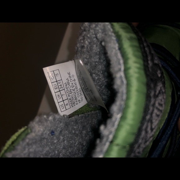 Toms toddler boots - Picture 2 of 3